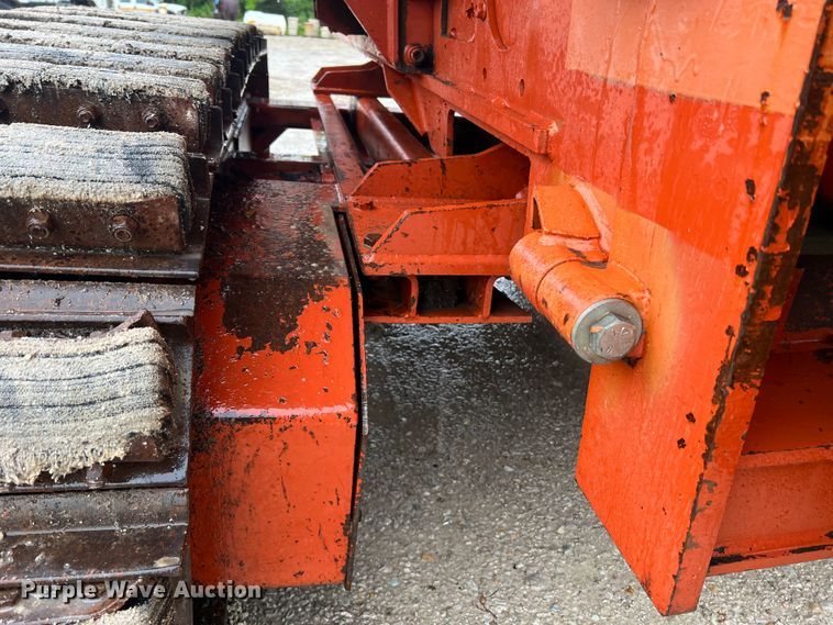 image for item KC9986 1994 Ditch Witch HT100  cable plow