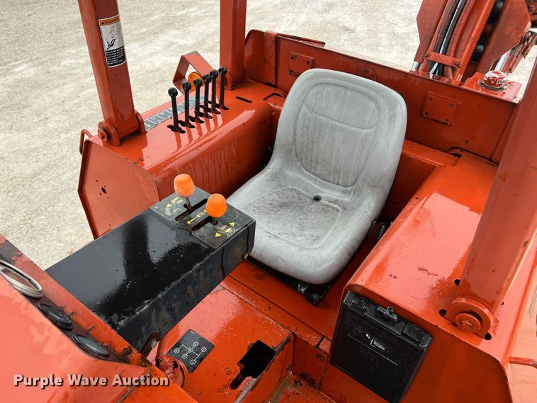 image for item KC9986 1994 Ditch Witch HT100  cable plow