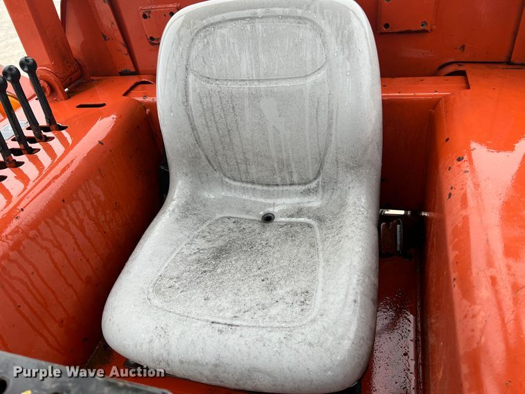 image for item KC9986 1994 Ditch Witch HT100  cable plow