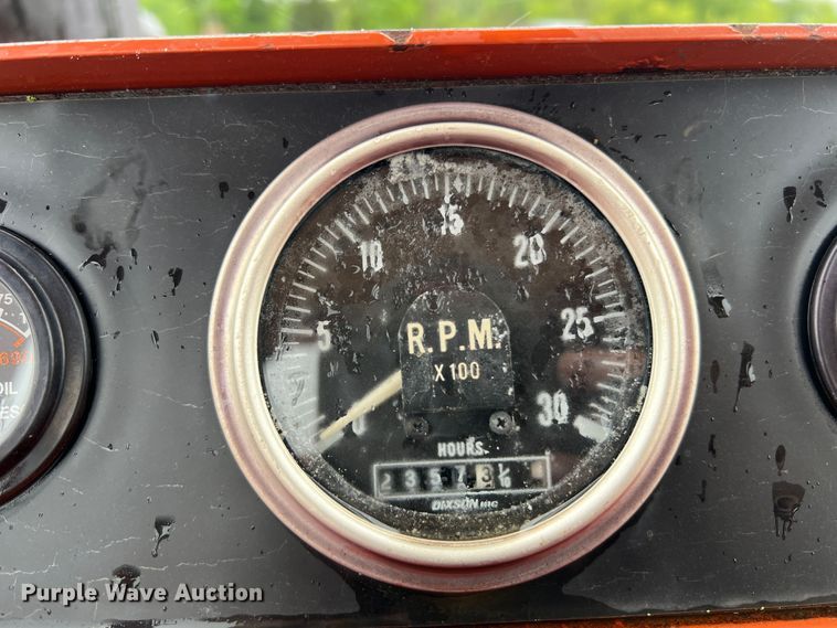 image for item KC9986 1994 Ditch Witch HT100  cable plow