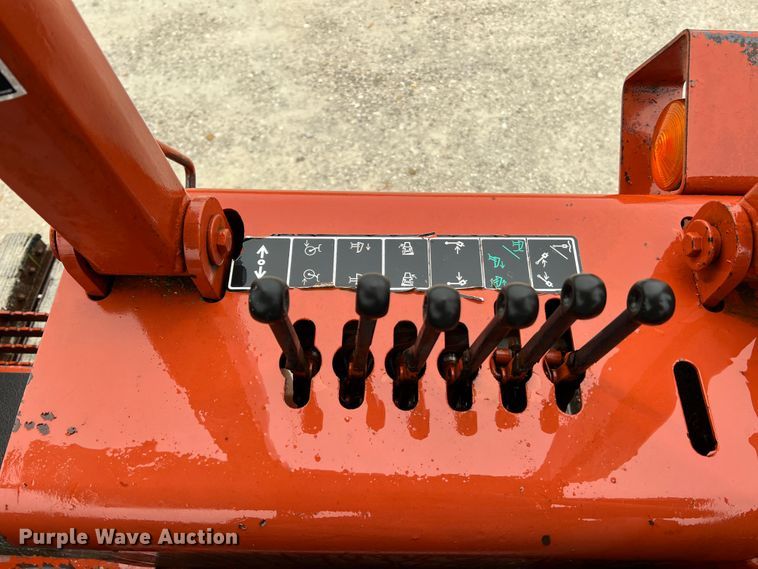 image for item KC9986 1994 Ditch Witch HT100  cable plow