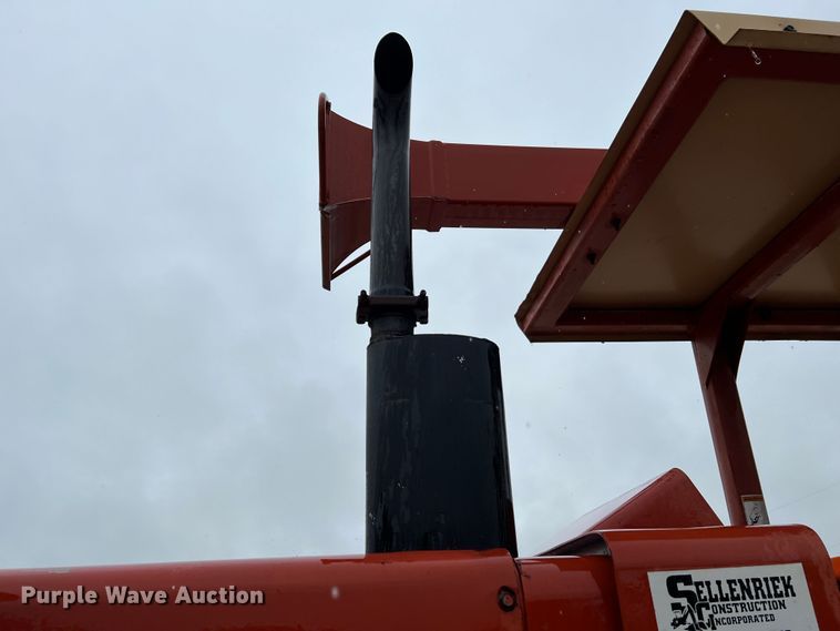 image for item KC9986 1994 Ditch Witch HT100  cable plow