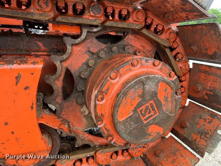 image for item KC9986 1994 Ditch Witch HT100  cable plow