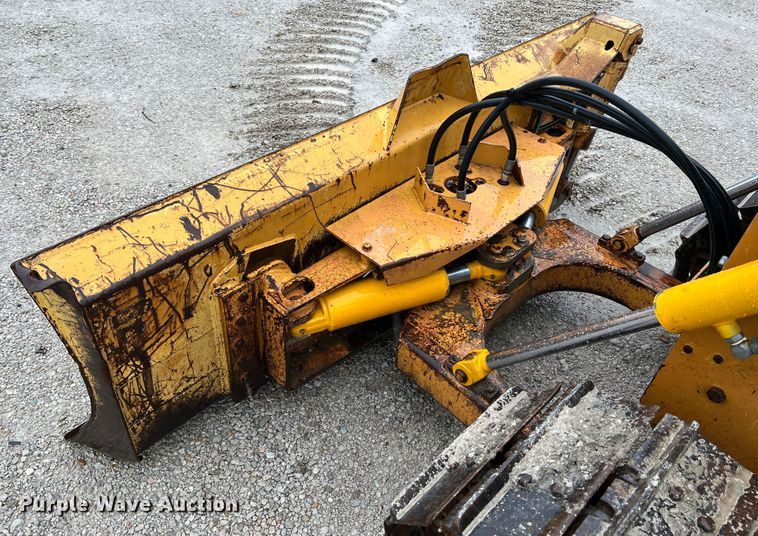 image for item KC9987 1995 Case 550G  dozer