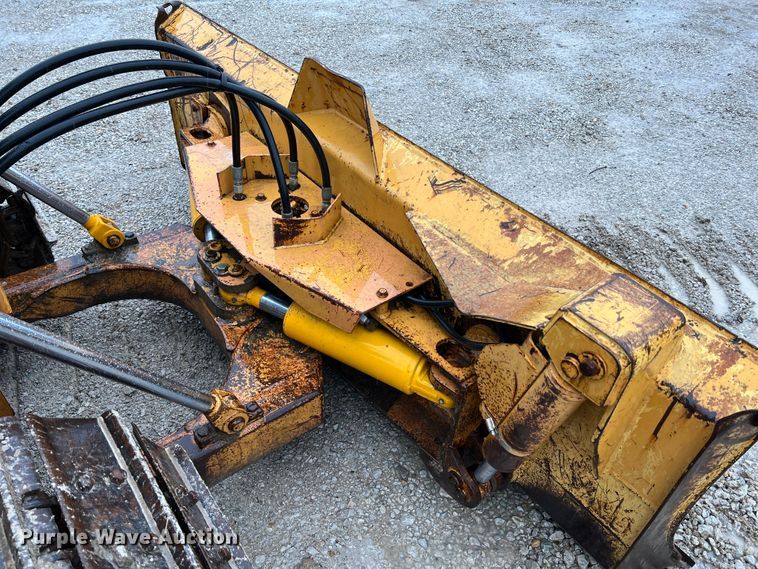 image for item KC9987 1995 Case 550G  dozer