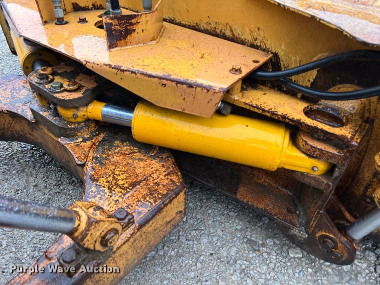 image for item KC9987 1995 Case 550G  dozer