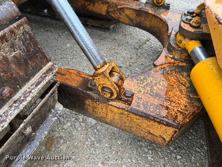 image for item KC9987 1995 Case 550G  dozer