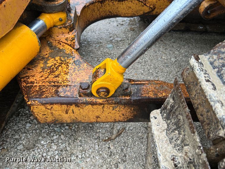 image for item KC9987 1995 Case 550G  dozer