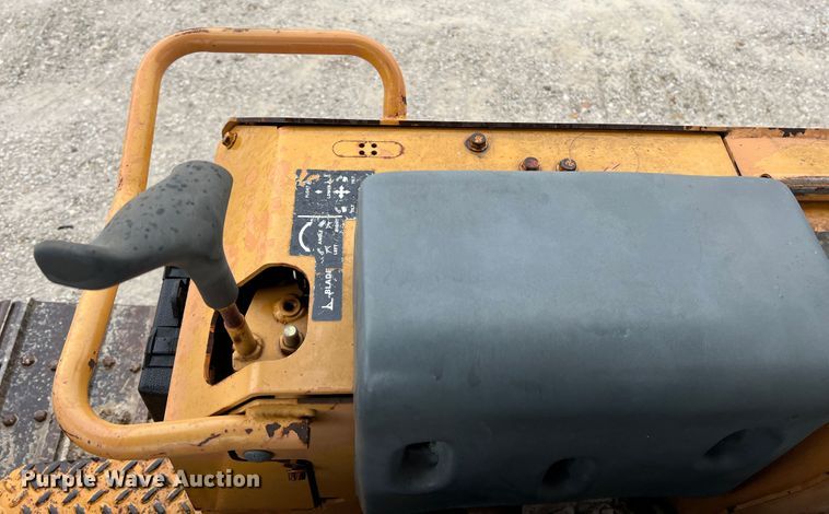 image for item KC9987 1995 Case 550G  dozer
