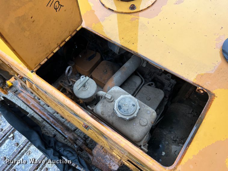 image for item KC9987 1995 Case 550G  dozer