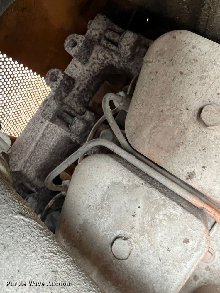 image for item KC9987 1995 Case 550G  dozer