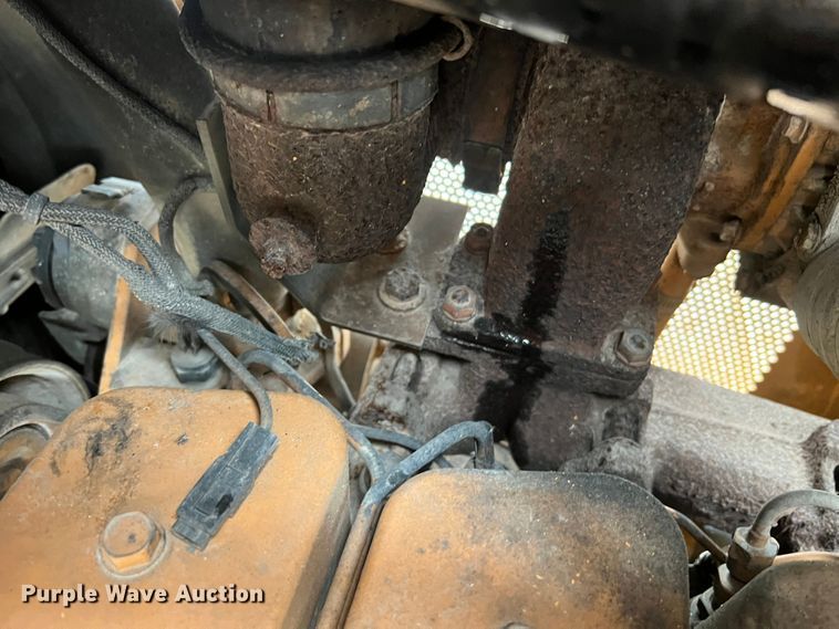 image for item KC9987 1995 Case 550G  dozer