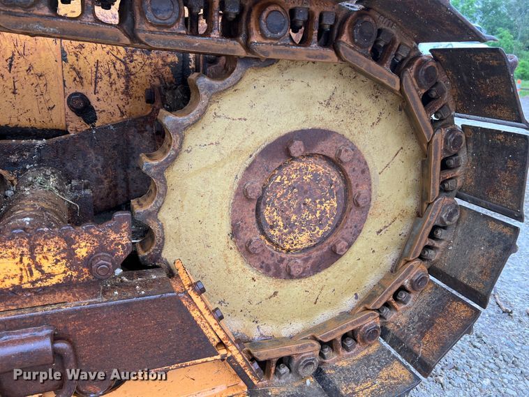 image for item KC9987 1995 Case 550G  dozer