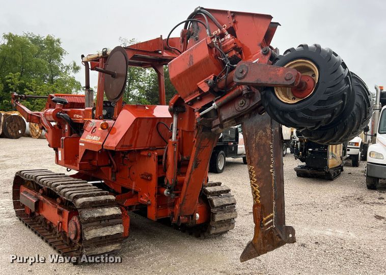 image for item KC9988 1998 Ditch Witch HT100  cable plow