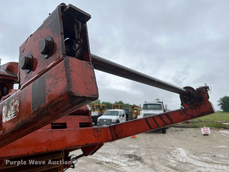 image for item KC9988 1998 Ditch Witch HT100  cable plow