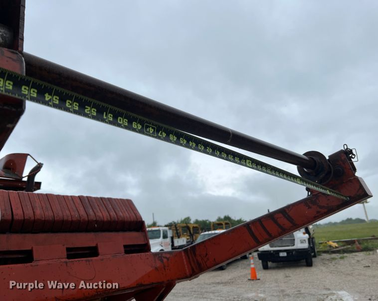 image for item KC9988 1998 Ditch Witch HT100  cable plow