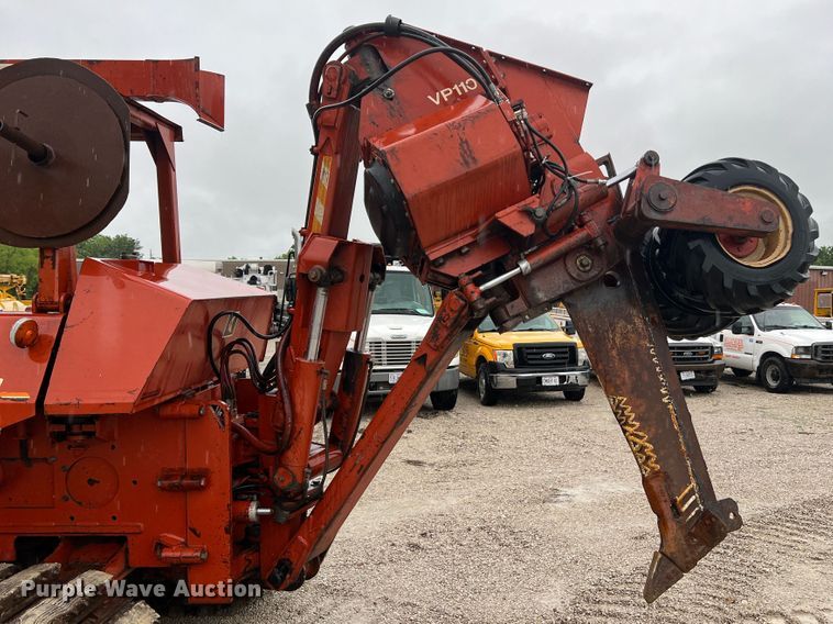 image for item KC9988 1998 Ditch Witch HT100  cable plow