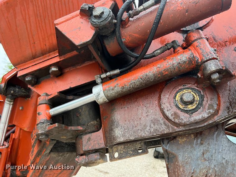 image for item KC9988 1998 Ditch Witch HT100  cable plow