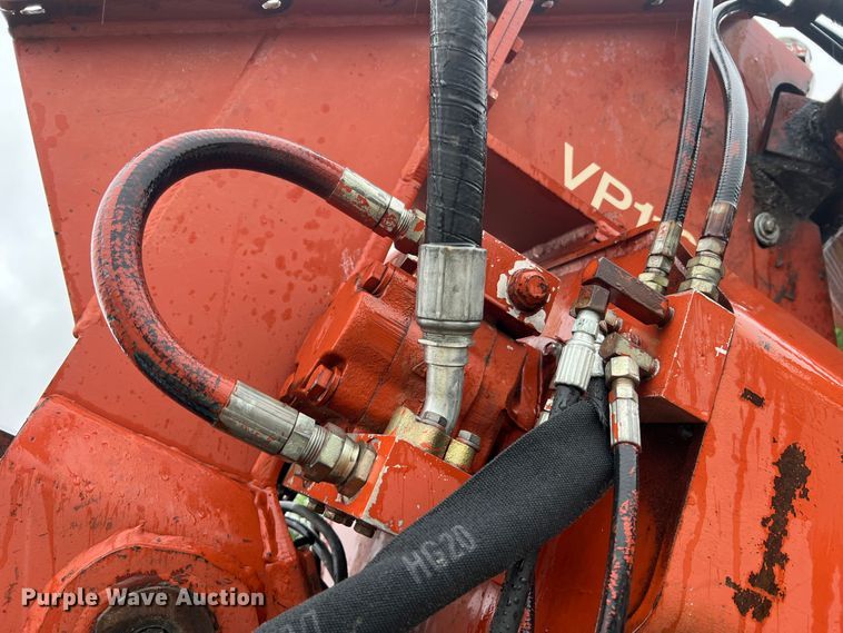 image for item KC9988 1998 Ditch Witch HT100  cable plow