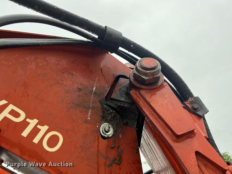 image for item KC9988 1998 Ditch Witch HT100  cable plow