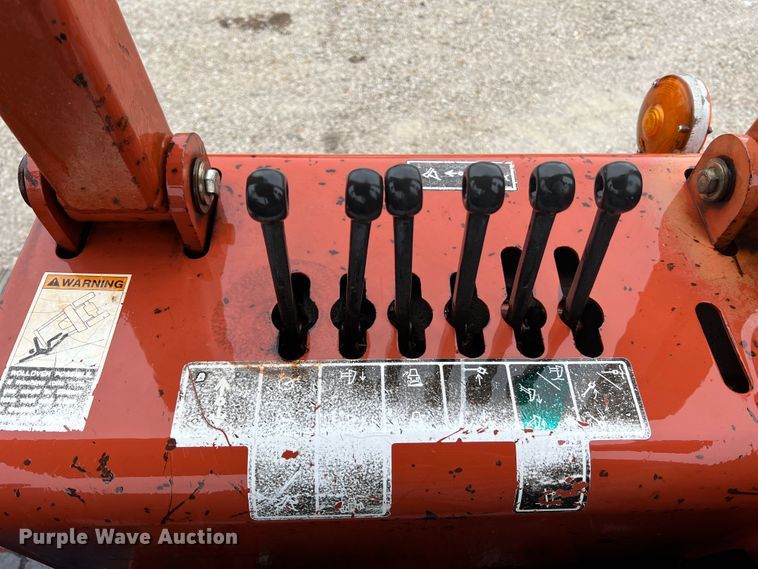 image for item KC9988 1998 Ditch Witch HT100  cable plow