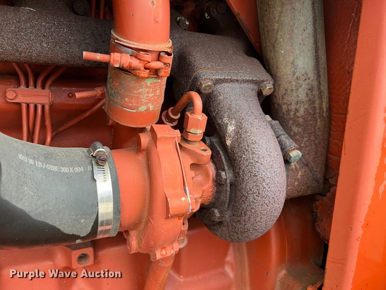 image for item KC9988 1998 Ditch Witch HT100  cable plow