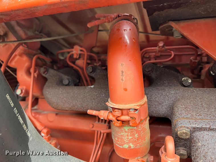 image for item KC9988 1998 Ditch Witch HT100  cable plow