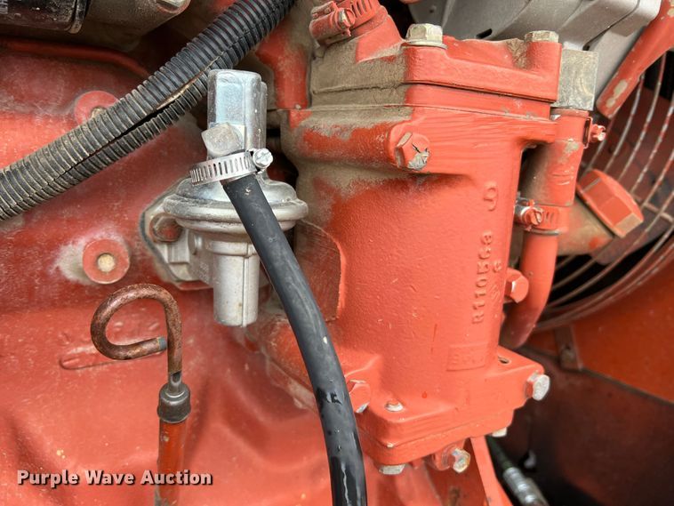 image for item KC9988 1998 Ditch Witch HT100  cable plow