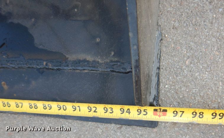 image for item KD9868 Industrias America 96BG  skid steer grapple bucket