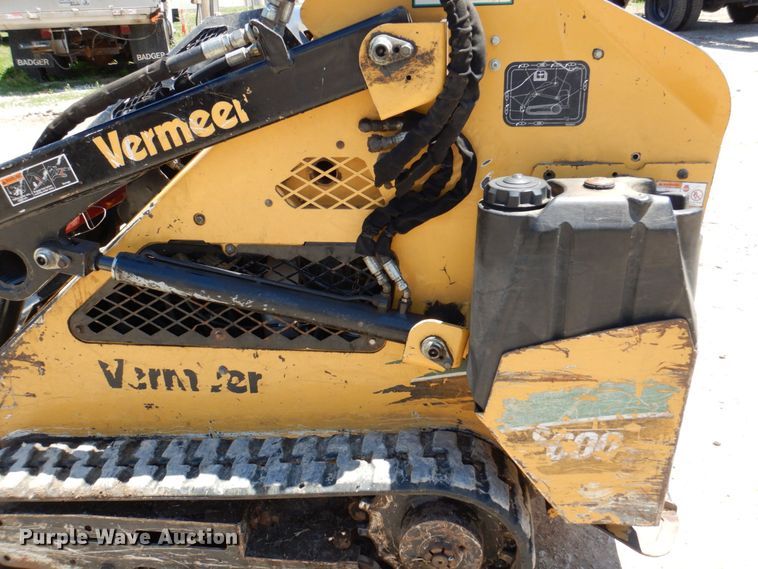 image for item KD9936 2011 Vermeer S600TX  compact utility loader