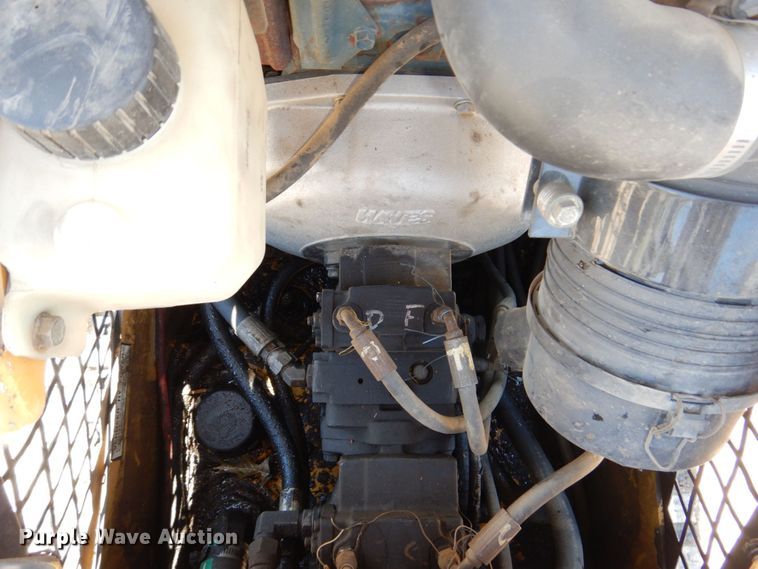 image for item KD9936 2011 Vermeer S600TX  compact utility loader