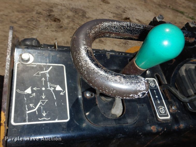 image for item KD9936 2011 Vermeer S600TX  compact utility loader