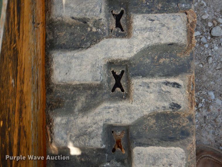 image for item KD9936 2011 Vermeer S600TX  compact utility loader