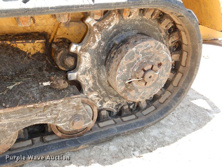 image for item KD9936 2011 Vermeer S600TX  compact utility loader