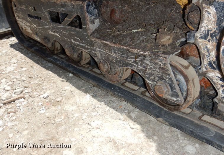 image for item KD9936 2011 Vermeer S600TX  compact utility loader