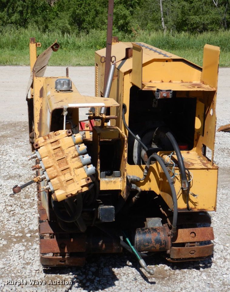 image for item KD9939 1997 Vermeer Navigator D7X11A  directional boring unit