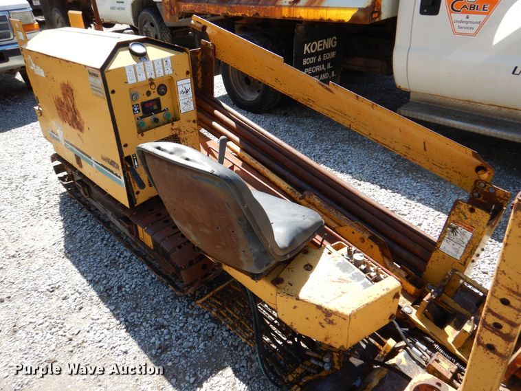 image for item KD9939 1997 Vermeer Navigator D7X11A  directional boring unit