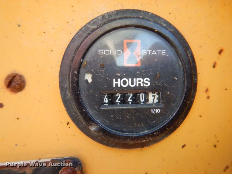 image for item KD9939 1997 Vermeer Navigator D7X11A  directional boring unit