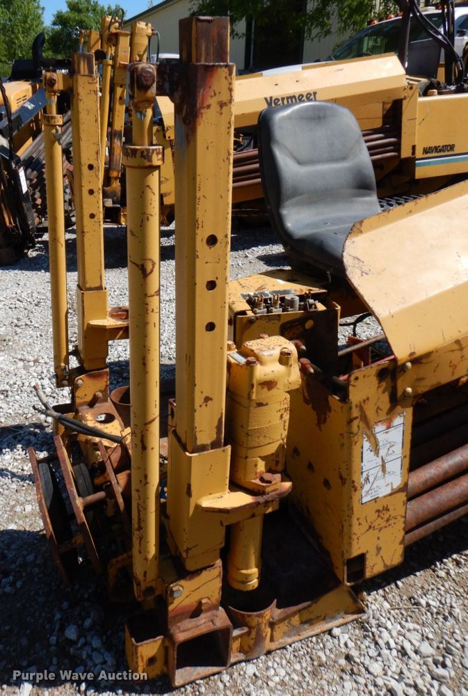 image for item KD9939 1997 Vermeer Navigator D7X11A  directional boring unit