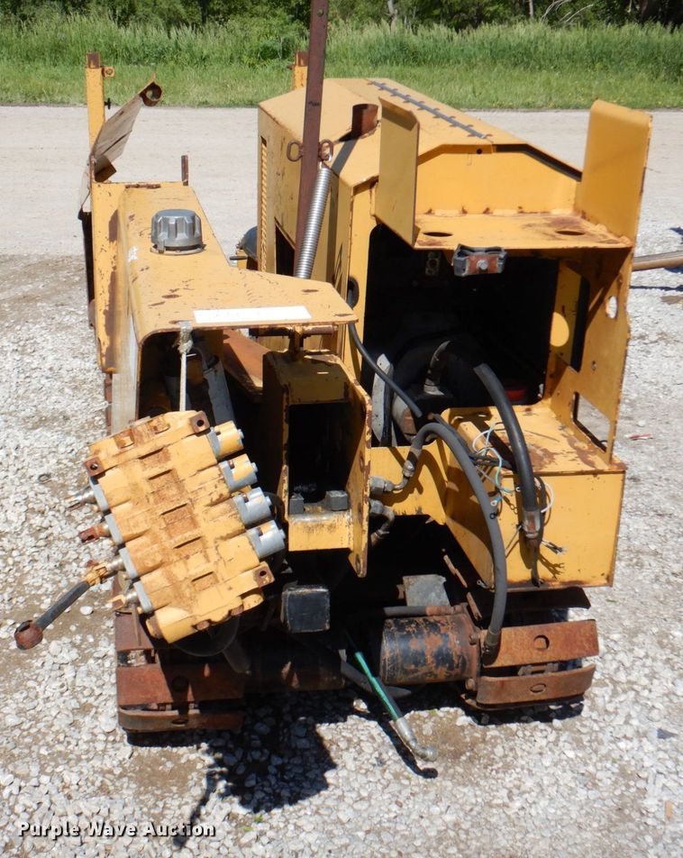 image for item KD9939 1997 Vermeer Navigator D7X11A  directional boring unit