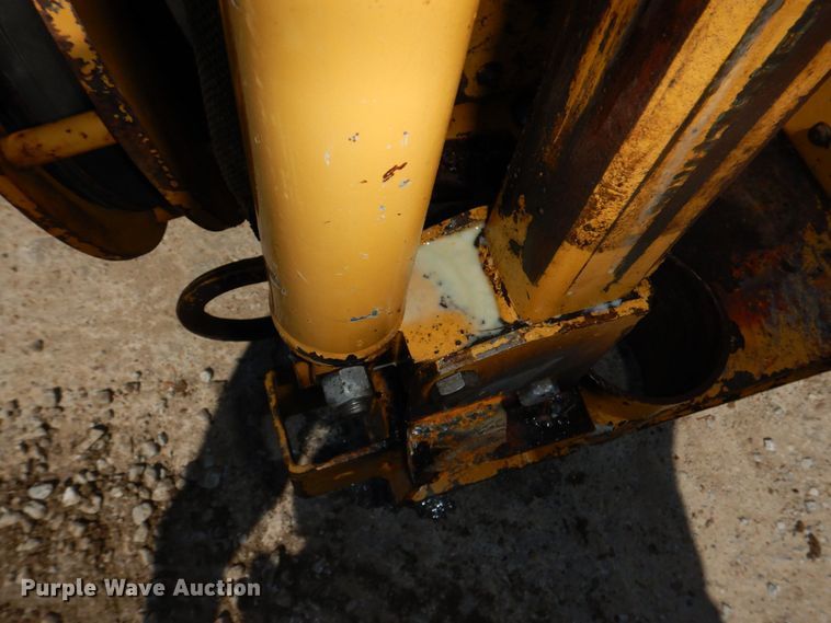 image for item KD9940 1996 Vermeer Navigator D7X11A  directional boring unit