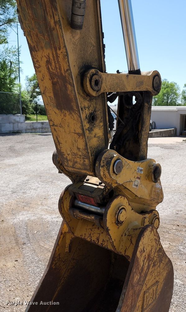 image for item KF9018 2019 Caterpillar 315F LCR  excavator