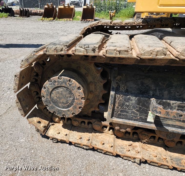 image for item KF9018 2019 Caterpillar 315F LCR  excavator