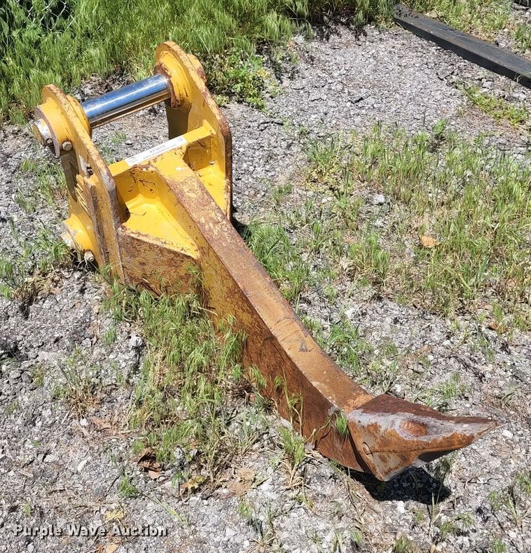 image for item KF9019 Caterpillar  excavator ripper tooth