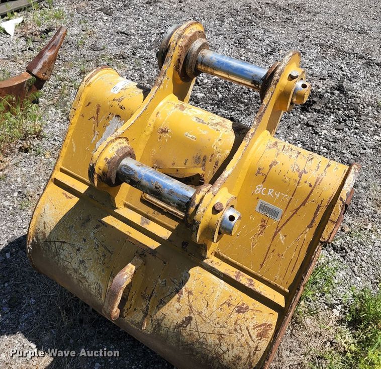 image for item KF9020 Caterpillar  36"W excavator bucket