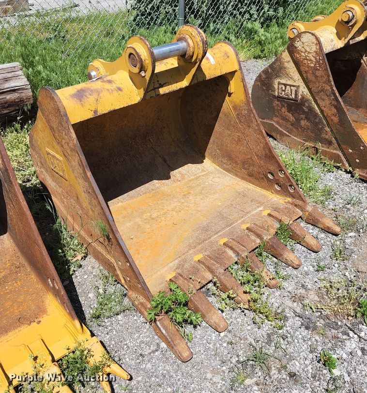 image for item KF9021 Caterpillar  48"W excavator bucket