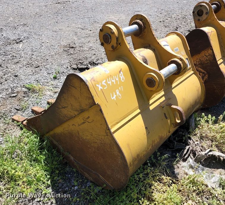 image for item KF9021 Caterpillar  48"W excavator bucket