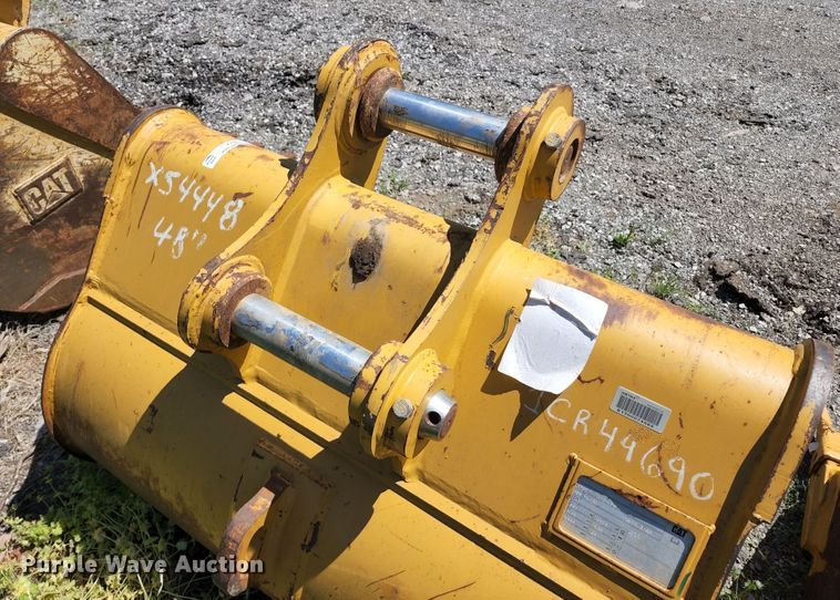 image for item KF9021 Caterpillar  48"W excavator bucket