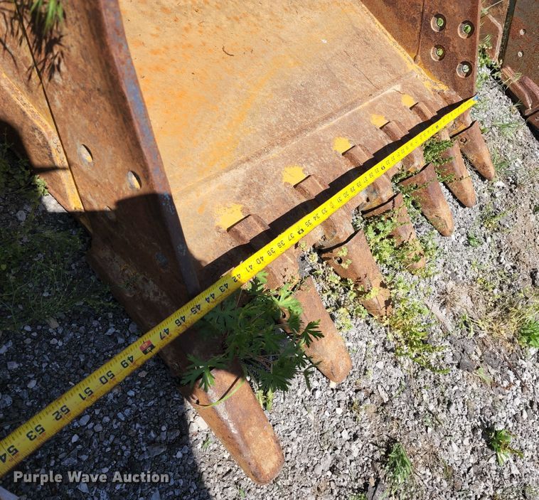 image for item KF9021 Caterpillar  48"W excavator bucket