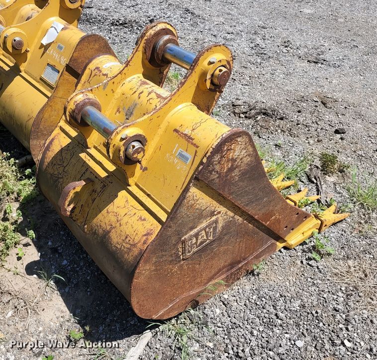 image for item KF9022 Caterpillar  36"W excavator bucket